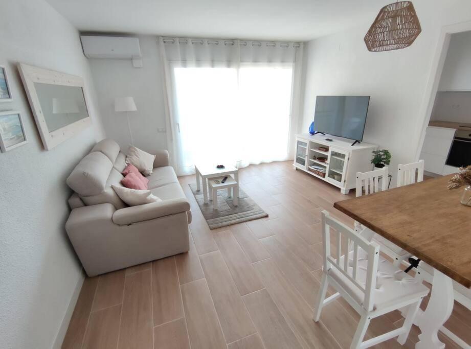 Amplio Apartamento Con Piscina Al Lado De La Playa Platja d'Aro Esterno foto